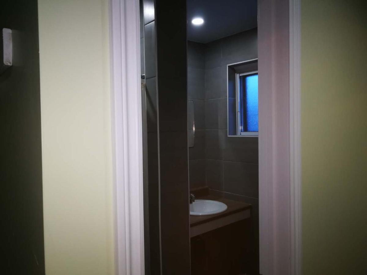Motel Chez Nous Laval Eksteriør billede